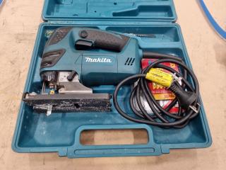 Makita 720W Skill Saw 4350FCT