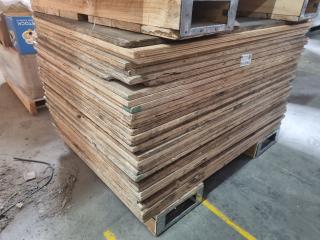 34x Plywood Sheets