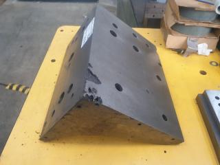 Heavy Duty Cast Angle Plate