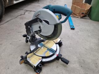 Makita Corded 255mm Compound Mitre Saw M2300