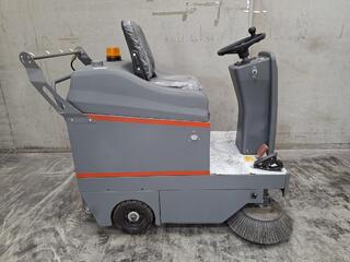 Sterll Industrial Ride-On Sweeper ST1