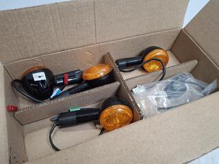 Royal Enfield Super Meteor 650 indicators