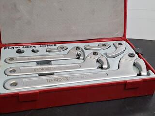 TengTools hook spanner wrench set in red case