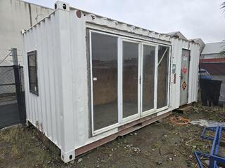 20' Shipping Container Building