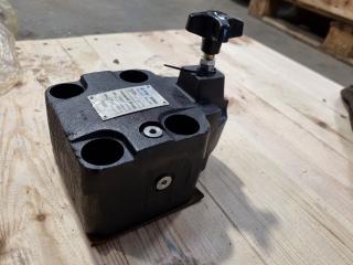 Eaton Vickers Hydraulic Relief Valve Assembly 590962