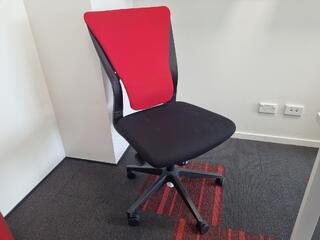 Stylish Red/Black Office Desk Chair