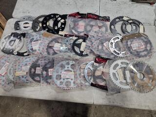 30x Assorted Motorcycle Sprockets