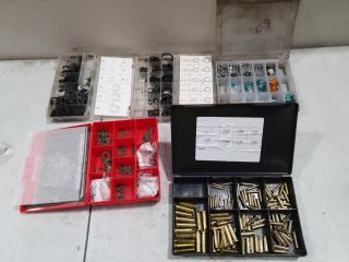 Assorted fuses, o rings, pins. e clips