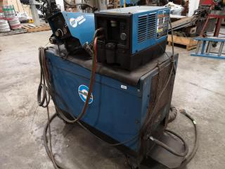 Miller DeltaWeld 650 CY50 Welder w/ Cooler & Wire Feeder, Faulty