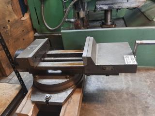 Large Russian Mill Vice