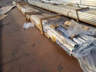 41x 5-Metre Aluninium Quarter Round Lengths, as new