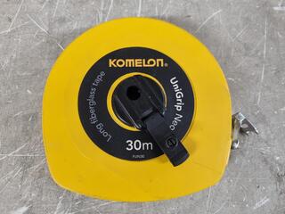 Komelon UniGrip Neo 30-Metre Fiberglass Measuring Tape