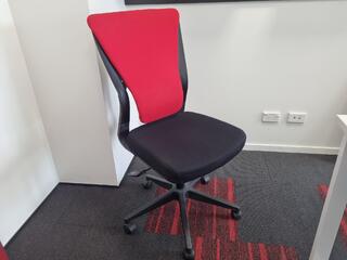 Stylish Red/Black Office Desk Chair