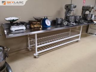 Commercial Kitchen Mobile Stainless Steel Table Bench