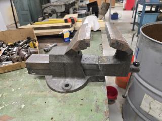 Bench Vice