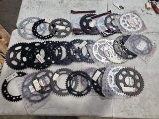 30x Assorted Motorcycle Sprockets