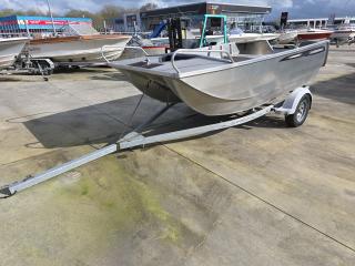 Scorpion Aluminum Catamaran on Trailer