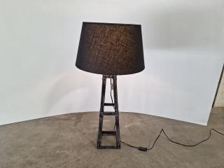 Industrie Eiffel Metal Table Lamp