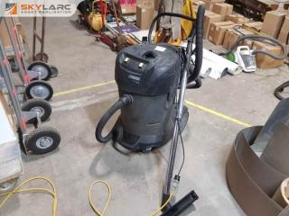 Large Karcher Commercial Vacuum Cleaner