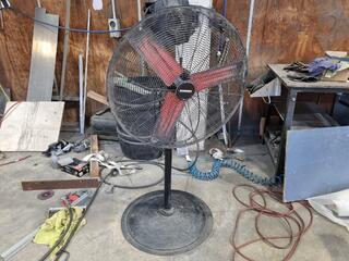 Powerbuilt 700mm Industrial Pedistal Fan