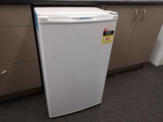 Aspira 115L Refrigerator