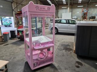 Arcade Coin Operated Claw Gift Vending Machine, Faulty