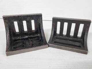 2x Vintage Cast Iron Milling Angle Plates