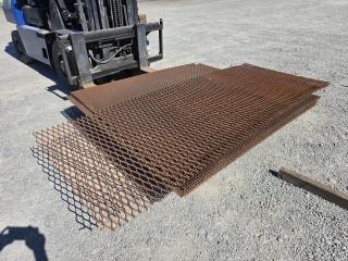 Sheets of Steel Grating 