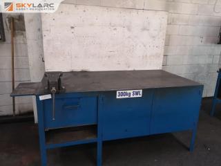 Heavy Duty Steel Workshop Workbench w/ Built in Storage