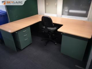 Large Office Workstation Desk w/ Mobile Drawer Unit & Chair