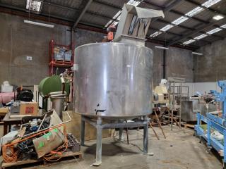 Large Stainless Steel Tank w/ Motor & Internal Mixer