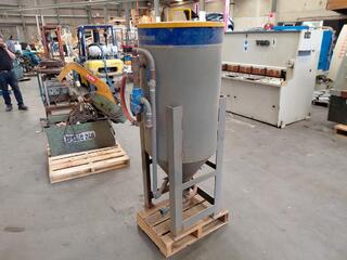 Woods Thomson pressure pot hopper