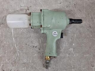 Air Rivet Gun