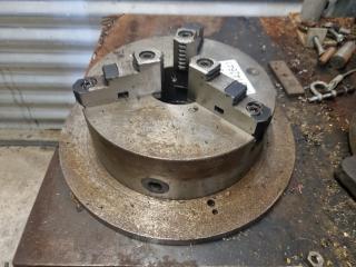 Three Jaw Chuck on Plate