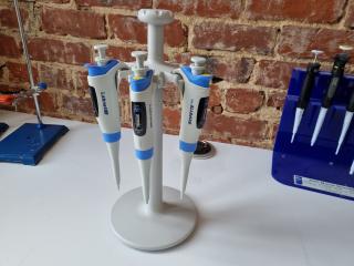 3x Labnet Biopette Pro Single Channel Pipettes w/ Stand