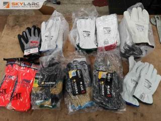 Assorted Pairs of Workshop Work Safety Gloves