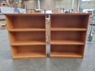 2x Matching Bookshelves