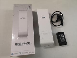 Ubiquiti NanoStation Wireless Bridge, M5 5GHz airMax 16dBi CPE Unit