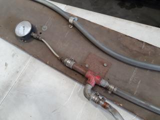 Mounted Pressure Guage and Pipe