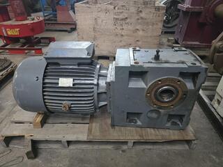 Lenze 37kW Right Angle Geared Motor