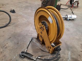 20M Graco Oil Hose and Reel with Gun Applicator