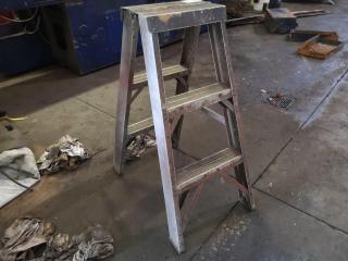 875mm Tall Aluminium Step Ladder