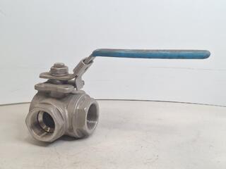 1 1/2 inch 1000 WOG CF8M three way ball valve