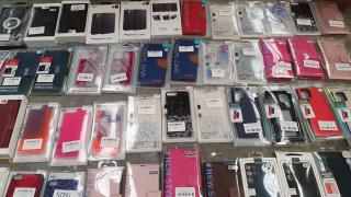 200 Assorted iPhone & Samsung Phone Cases