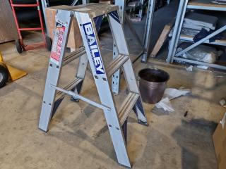 Bailey 900mm Double Sided Step Ladder