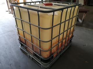 1000L Industrial Tank in Galvanised Cage