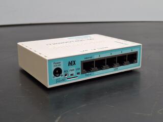 MikroTik hEX RB750Gr3 Router