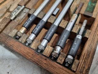 Vintage Mitutoyo Inside Micrometer Set 141-108