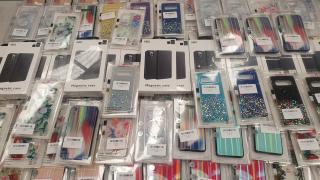 175 Assorted iPhone & Samsung Mobile Phone Cases 