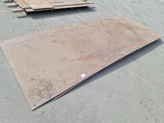 2 Sheets of Steel Tread Plate